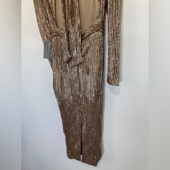 NWT LAVISH ALICE Sequin Ruched Bow-Back Midi Dress – Size 2 - Picture 9 of 12